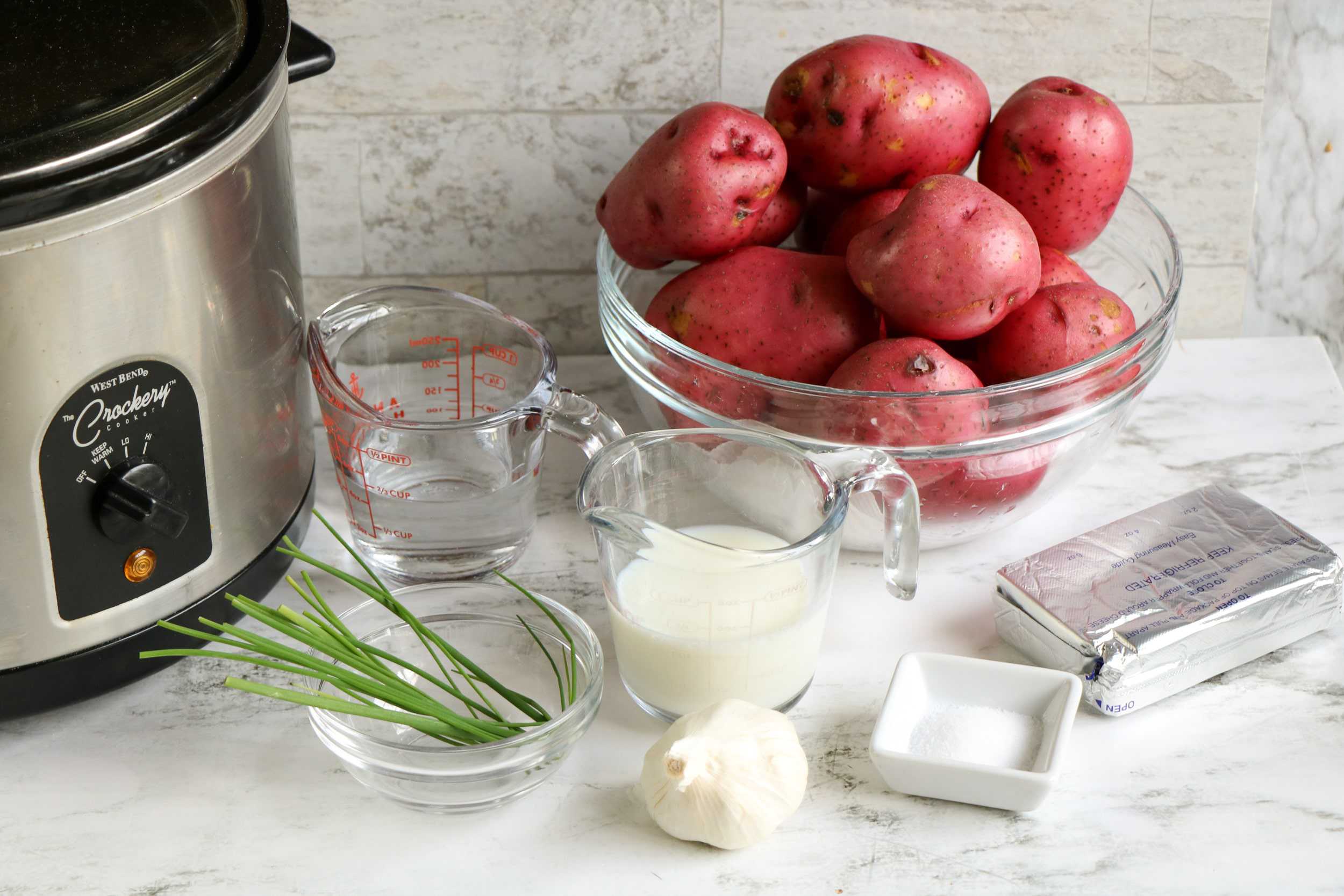 ingredients for garlic smashed potatoes