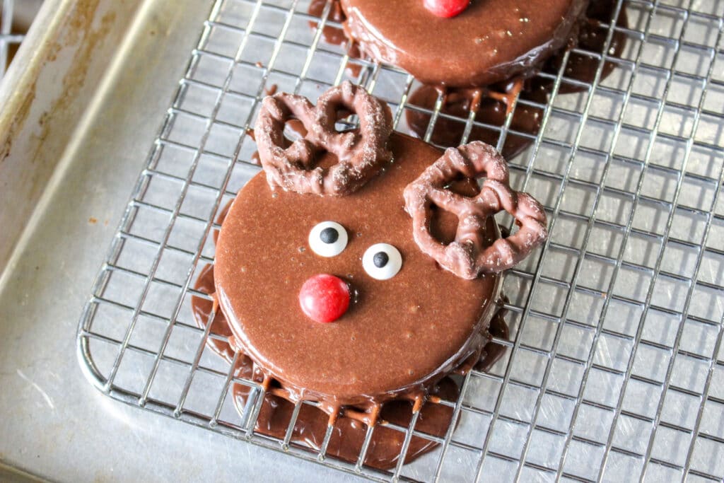 finished reindeer cookie on a cooling rack