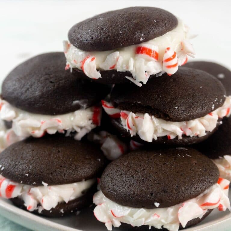 square image of peppermint whoopie pies