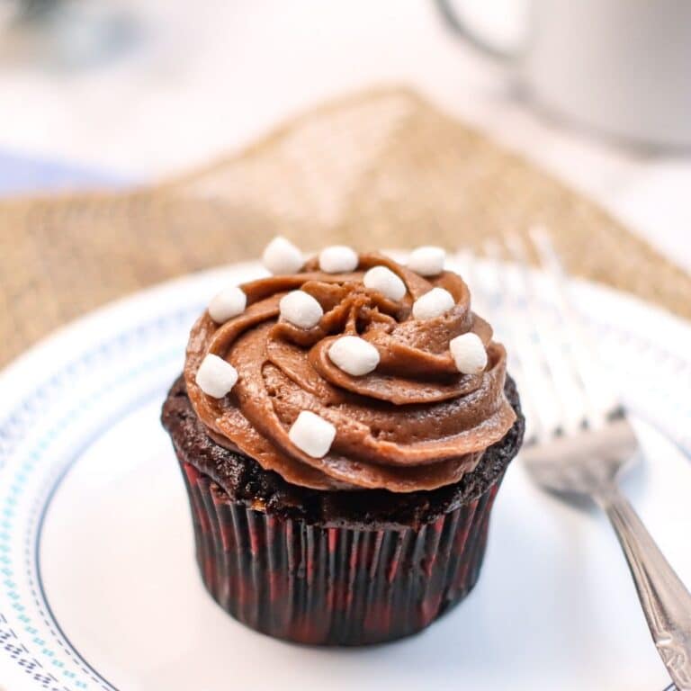square image of hot chocolate cupcakes for recipe card