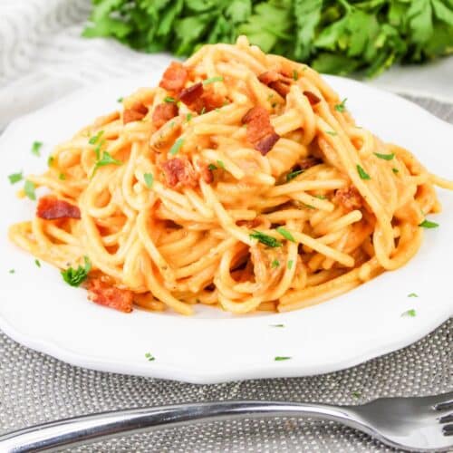 plate ful of pumpkin carbonara ready to serve.