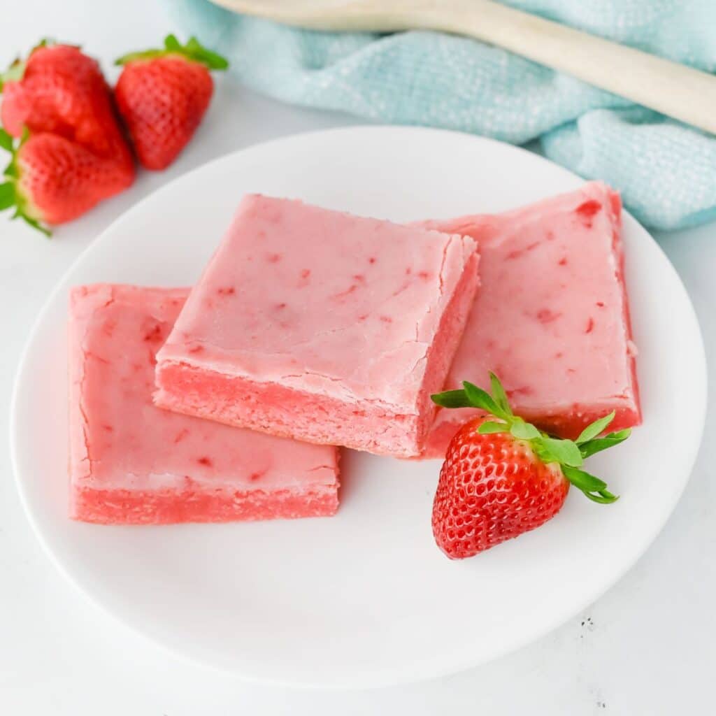 Strawberry Casserole Mama s On A Budget strawberry-casserole-mama-s-on-a-budget