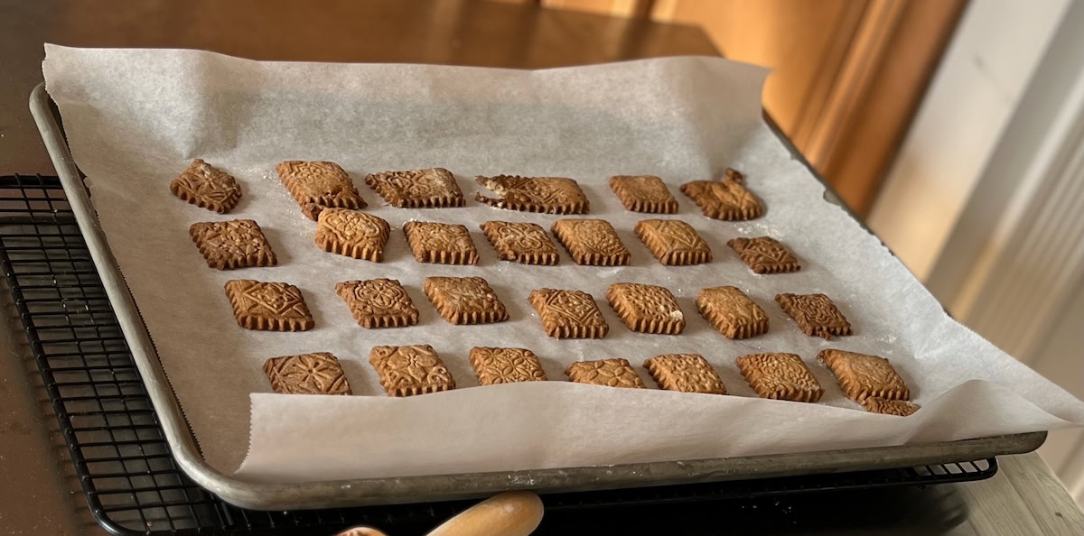 A tray of cookies on a table.