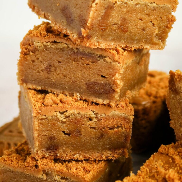 Biscoff Blondies